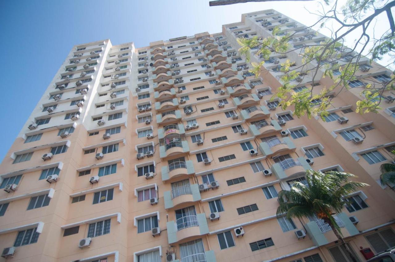 Condo At Melaka Raya By Idealhub Esterno foto