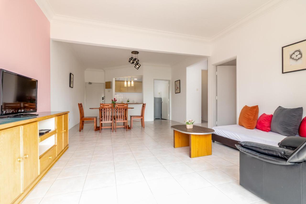 Condo At Melaka Raya By Idealhub Esterno foto